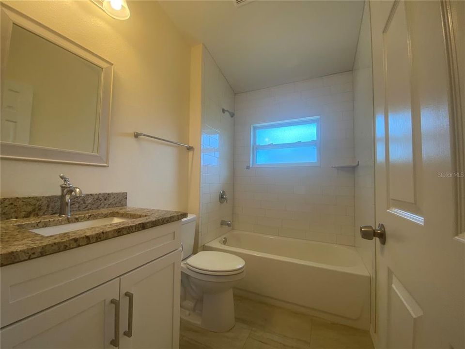 For Rent: $1,675 (3 beds, 2 baths, 1120 Square Feet)
