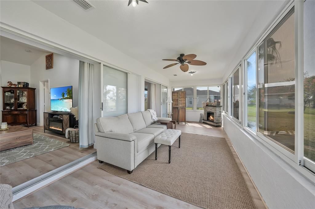 合同活跃: $330,000 (3 贝兹, 2 浴室, 1523 平方英尺)