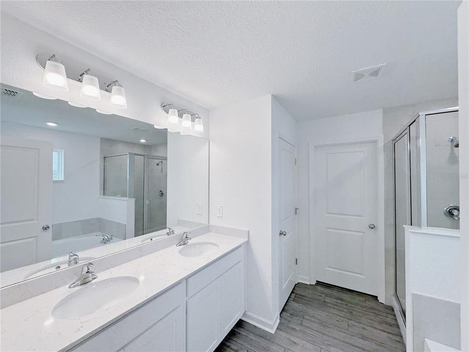 出租: $2,650 (5 贝兹, 2 浴室, 2443 平方英尺)