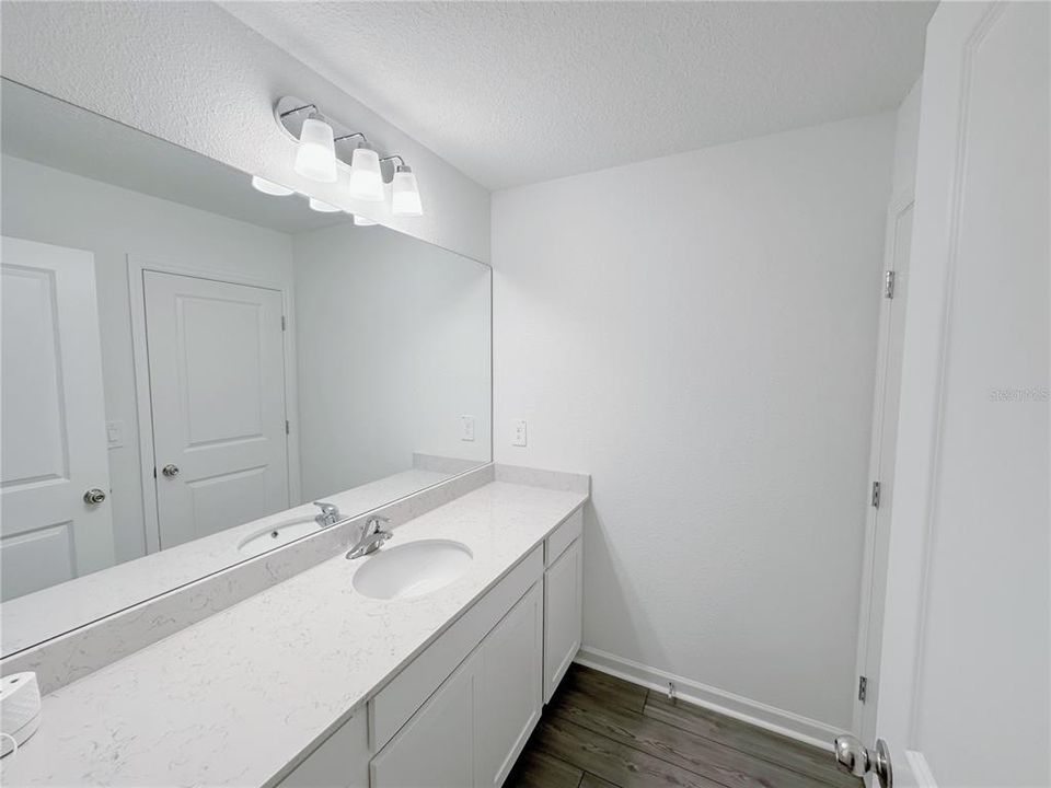 出租: $2,650 (5 贝兹, 2 浴室, 2443 平方英尺)