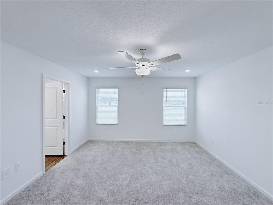 出租: $2,650 (5 贝兹, 2 浴室, 2443 平方英尺)