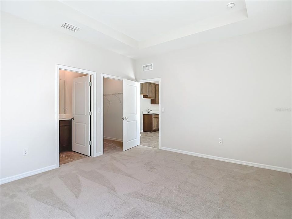 На продажу: $582,900 (4 спален, 3 ванн, 2828 Квадратных фут)