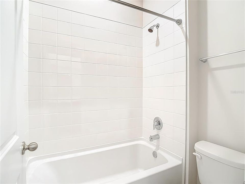 На продажу: $582,900 (4 спален, 3 ванн, 2828 Квадратных фут)