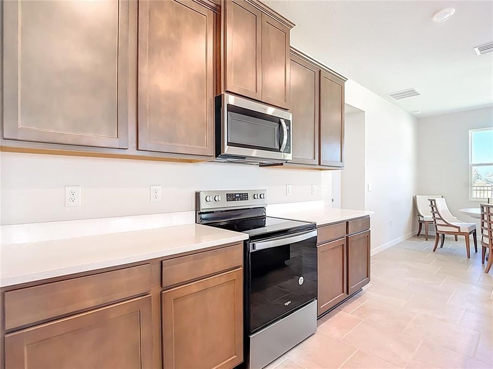 На продажу: $582,900 (4 спален, 3 ванн, 2828 Квадратных фут)