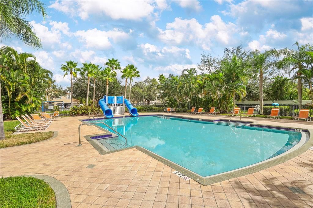 Active With Contract: $375,000 (3 beds, 2 baths, 1743 Square Feet)