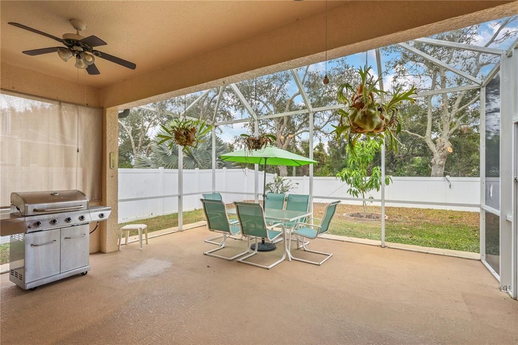 Active With Contract: $375,000 (3 beds, 2 baths, 1743 Square Feet)