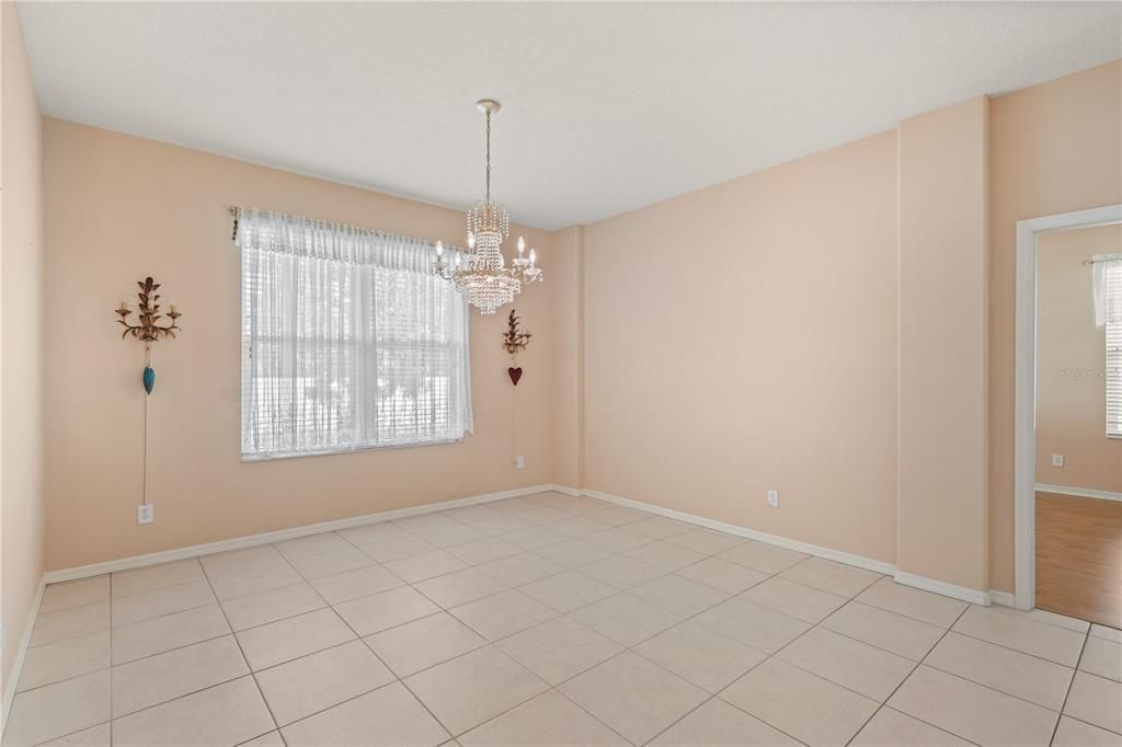 Active With Contract: $375,000 (3 beds, 2 baths, 1743 Square Feet)