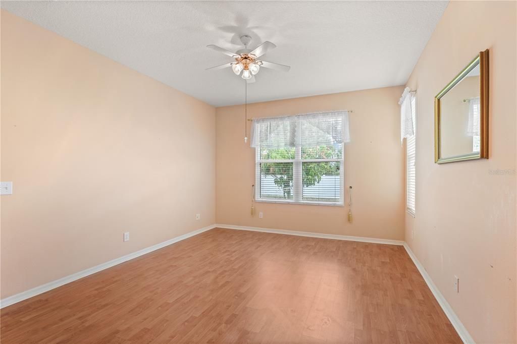 Active With Contract: $375,000 (3 beds, 2 baths, 1743 Square Feet)