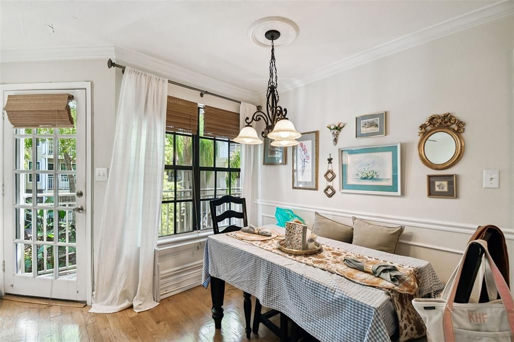 For Sale: $189,900 (1 beds, 1 baths, 631 Square Feet)