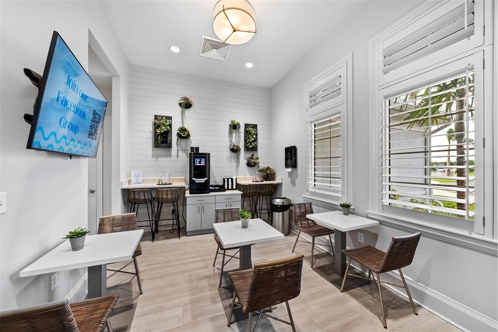 For Sale: $985,000 (6 beds, 3 baths, 3520 Square Feet)