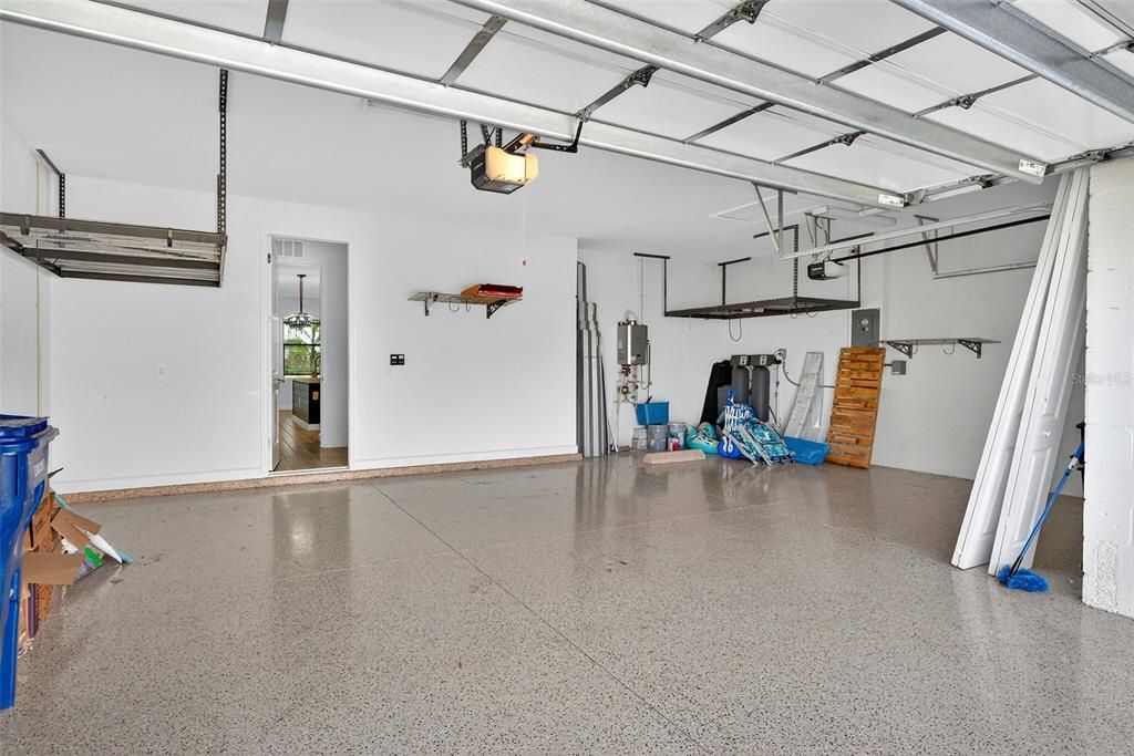 For Sale: $985,000 (6 beds, 3 baths, 3520 Square Feet)