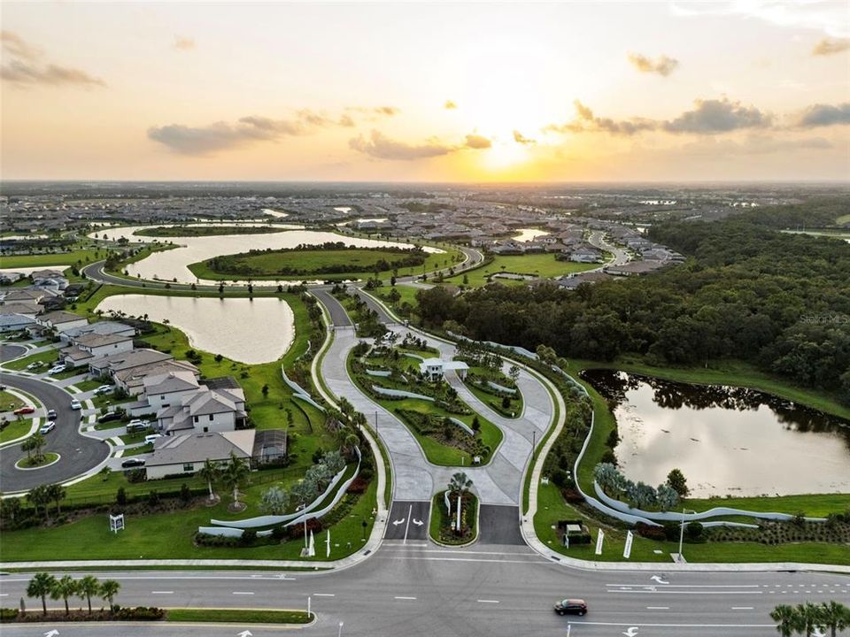 For Sale: $985,000 (6 beds, 3 baths, 3520 Square Feet)