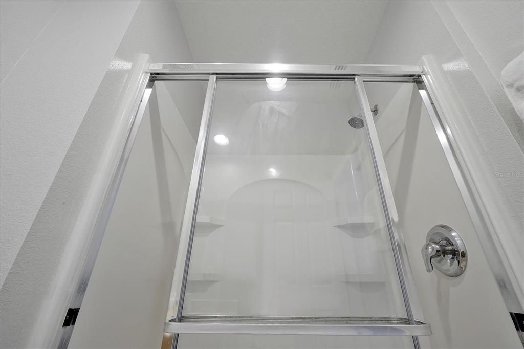 Active With Contract: $249,000 (2 beds, 2 baths, 1161 Square Feet)