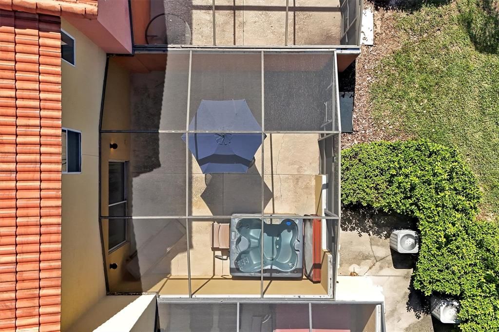 Active With Contract: $249,000 (2 beds, 2 baths, 1161 Square Feet)