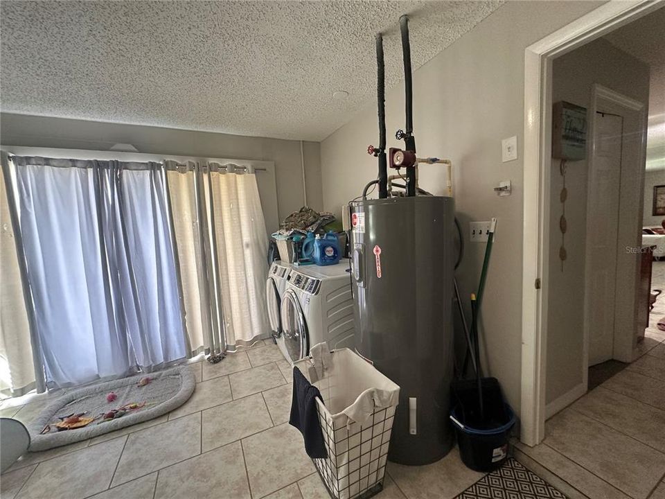 На продажу: $345,000 (3 спален, 2 ванн, 1508 Квадратных фут)