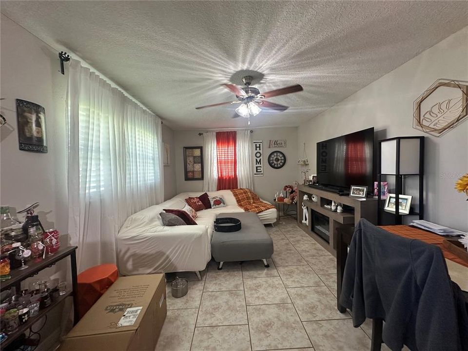 На продажу: $345,000 (3 спален, 2 ванн, 1508 Квадратных фут)