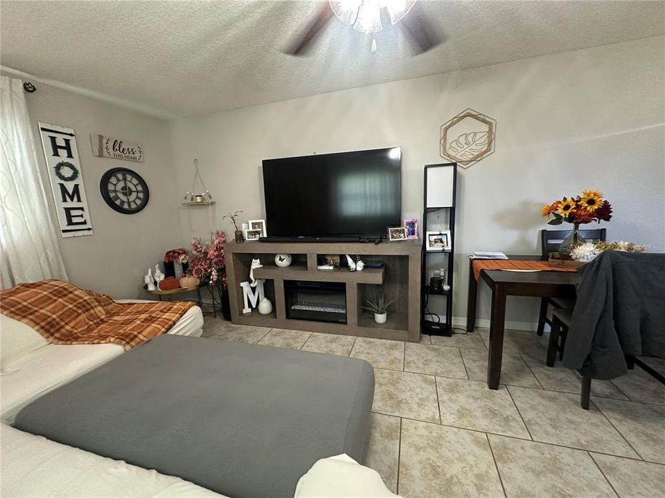 На продажу: $345,000 (3 спален, 2 ванн, 1508 Квадратных фут)