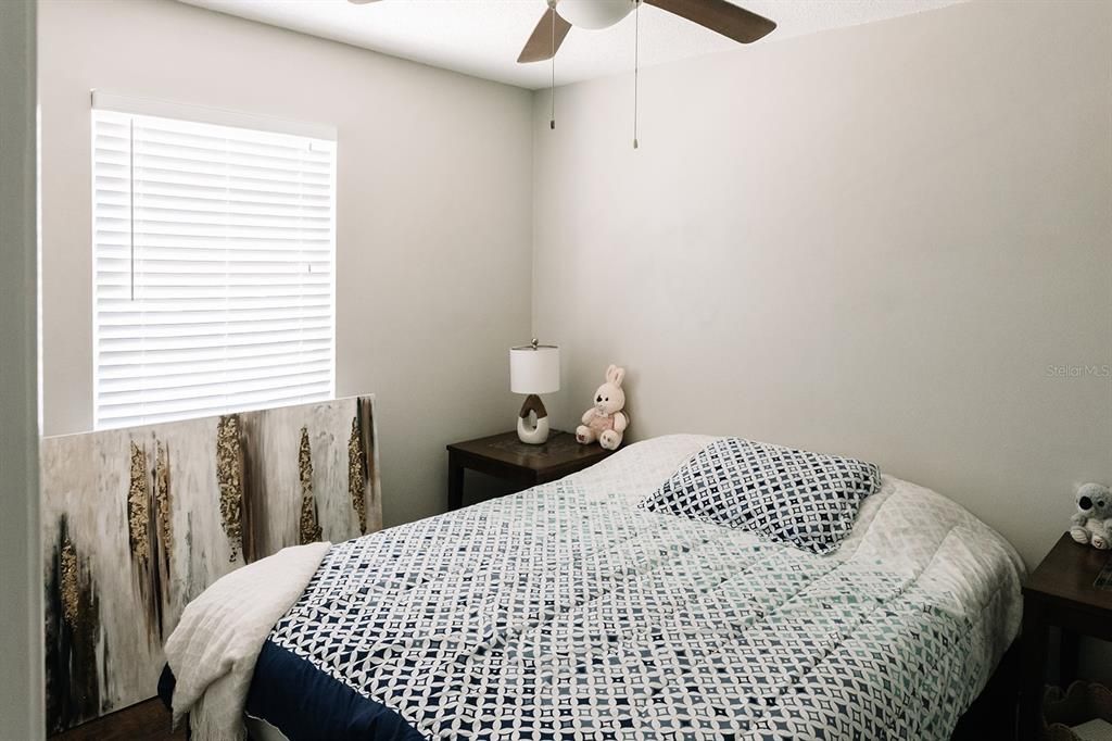 For Sale: $249,900 (2 beds, 1 baths, 840 Square Feet)