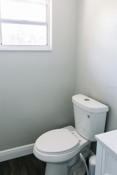 For Sale: $249,900 (2 beds, 1 baths, 840 Square Feet)