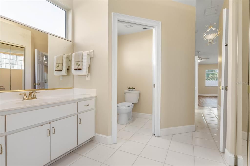 Active With Contract: $400,000 (3 beds, 2 baths, 2030 Square Feet)