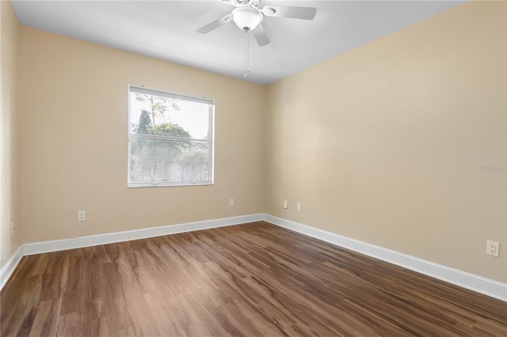 Active With Contract: $400,000 (3 beds, 2 baths, 2030 Square Feet)