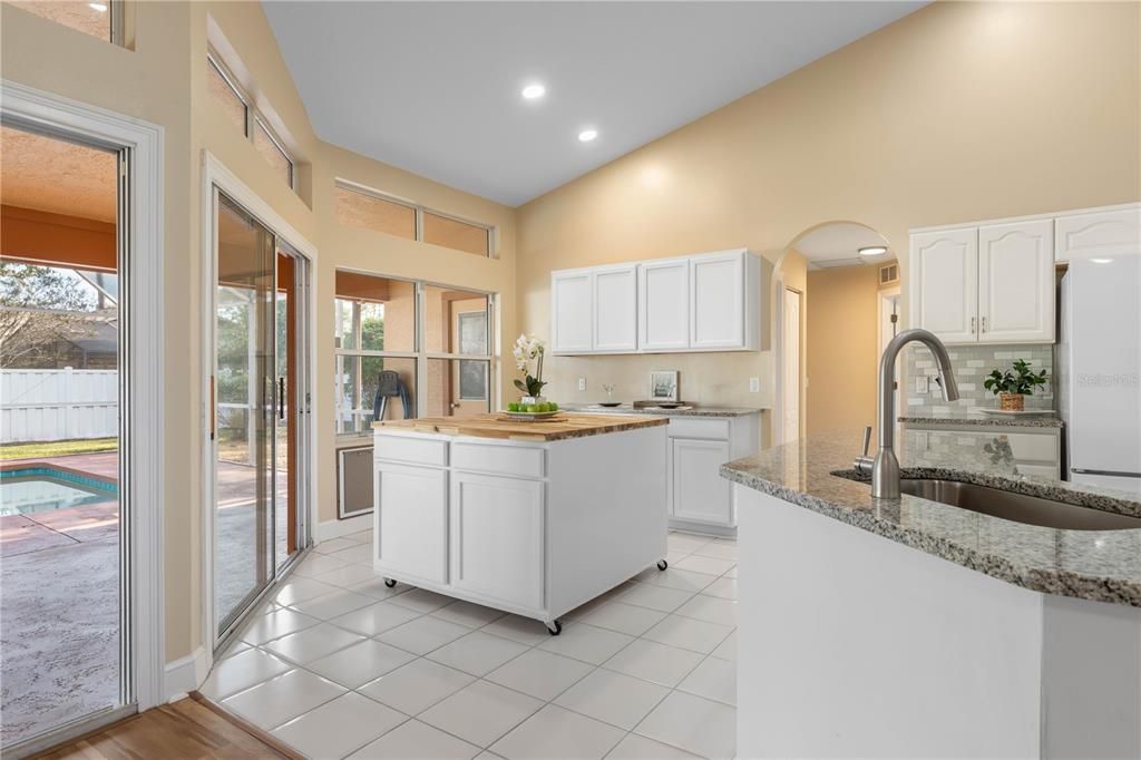 Active With Contract: $400,000 (3 beds, 2 baths, 2030 Square Feet)