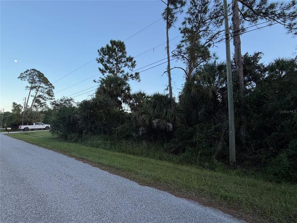 Под контрактом: $15,000 (0.24 acres)