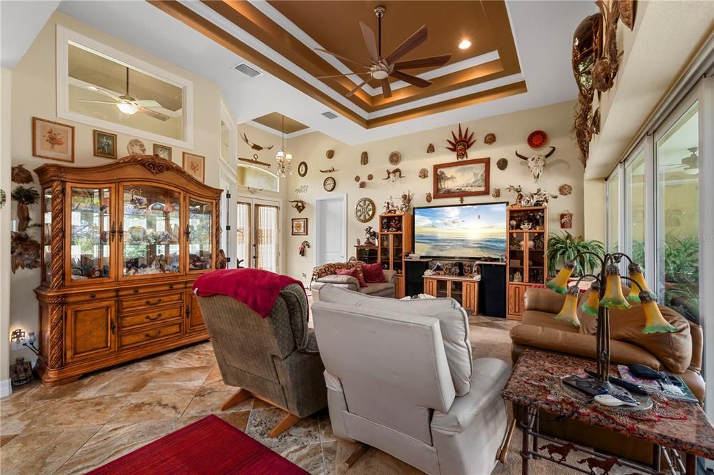 For Sale: $1,200,000 (3 beds, 3 baths, 2136 Square Feet)