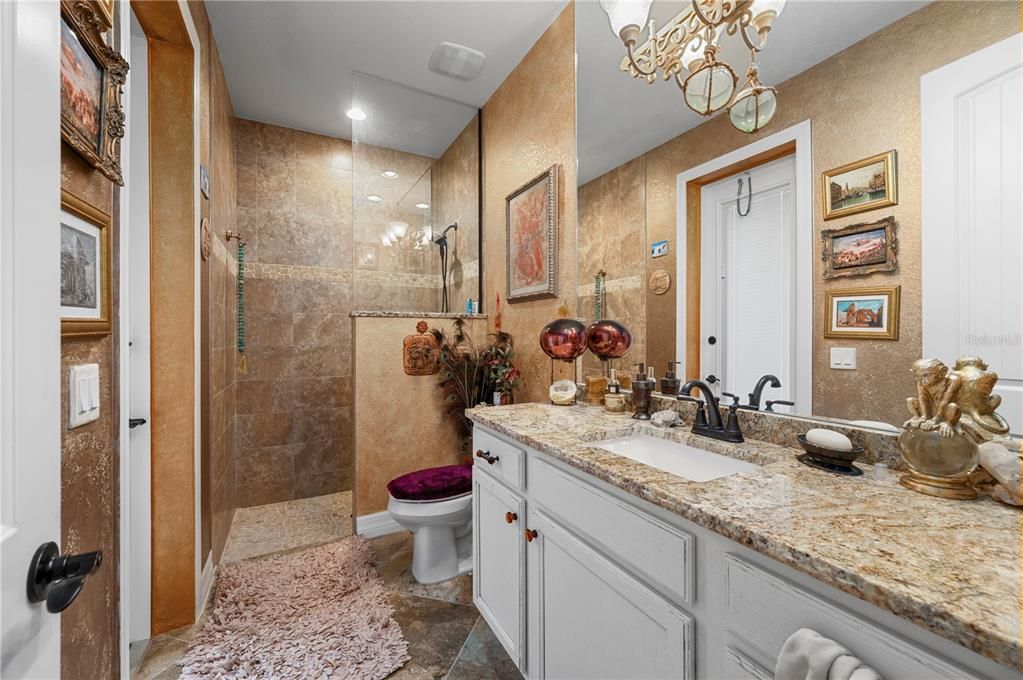 For Sale: $1,200,000 (3 beds, 3 baths, 2136 Square Feet)