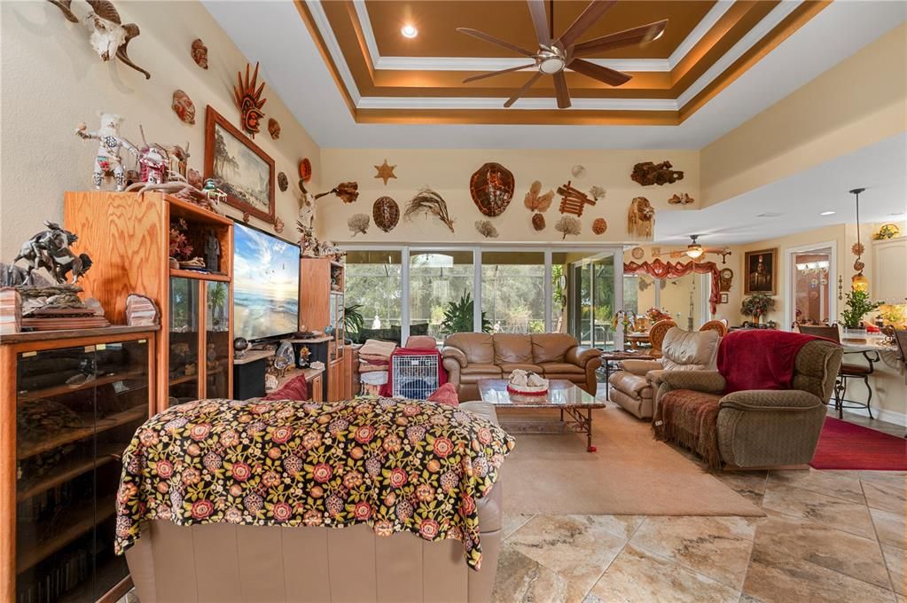 For Sale: $1,200,000 (3 beds, 3 baths, 2136 Square Feet)