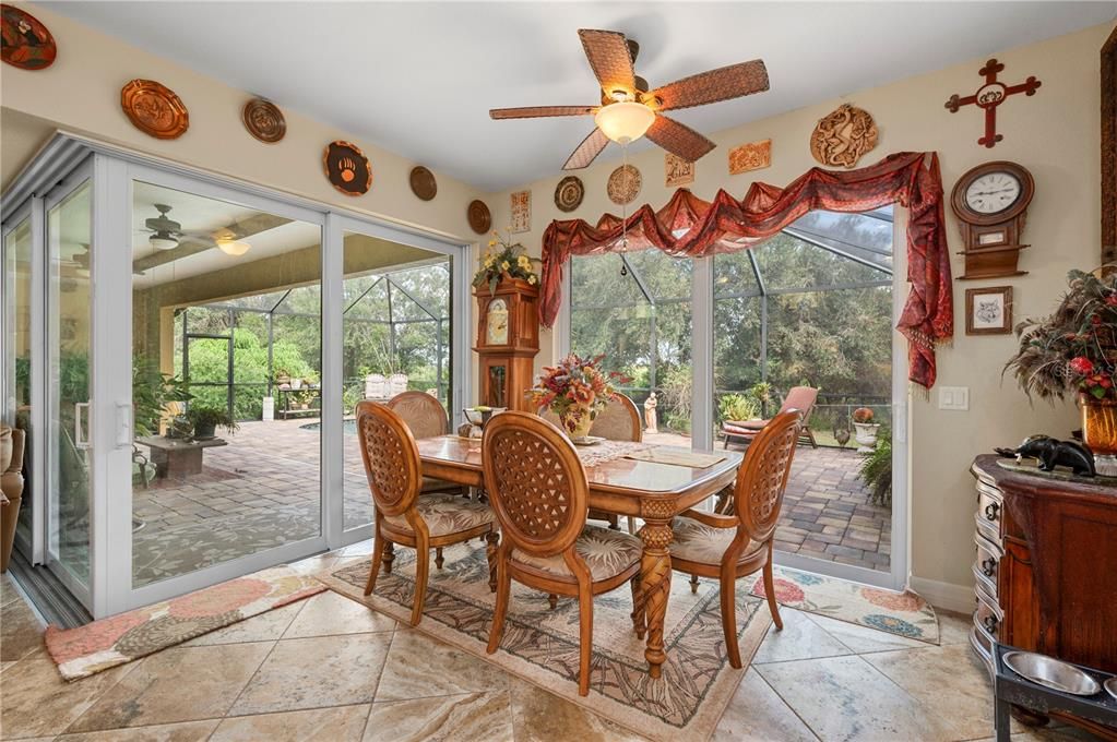 For Sale: $1,200,000 (3 beds, 3 baths, 2136 Square Feet)