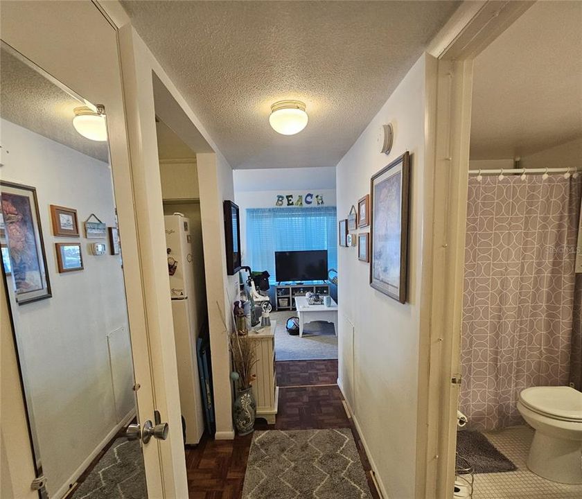 На продажу: $99,500 (1 спален, 1 ванн, 825 Квадратных фут)