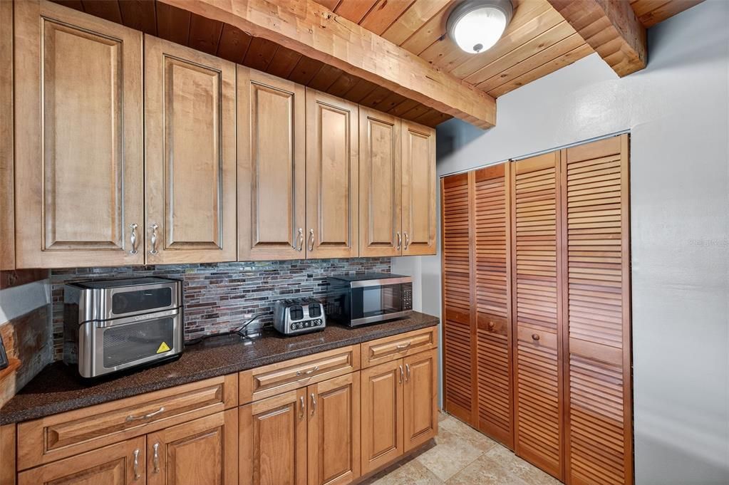 Active With Contract: $599,000 (3 beds, 2 baths, 2160 Square Feet)