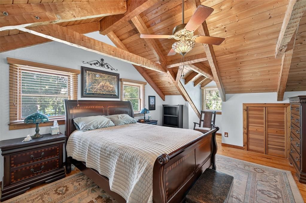 Active With Contract: $599,000 (3 beds, 2 baths, 2160 Square Feet)