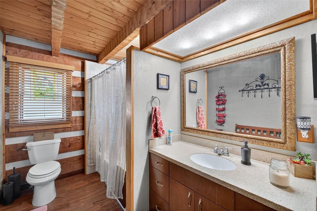 Active With Contract: $599,000 (3 beds, 2 baths, 2160 Square Feet)