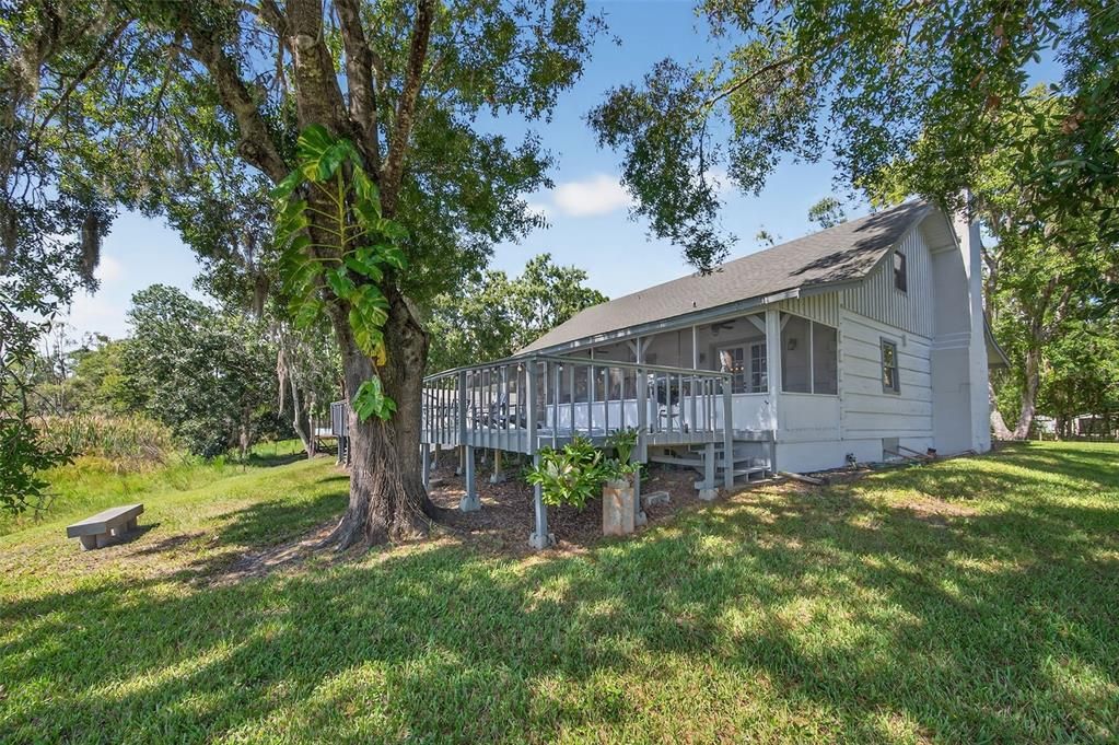 Active With Contract: $599,000 (3 beds, 2 baths, 2160 Square Feet)