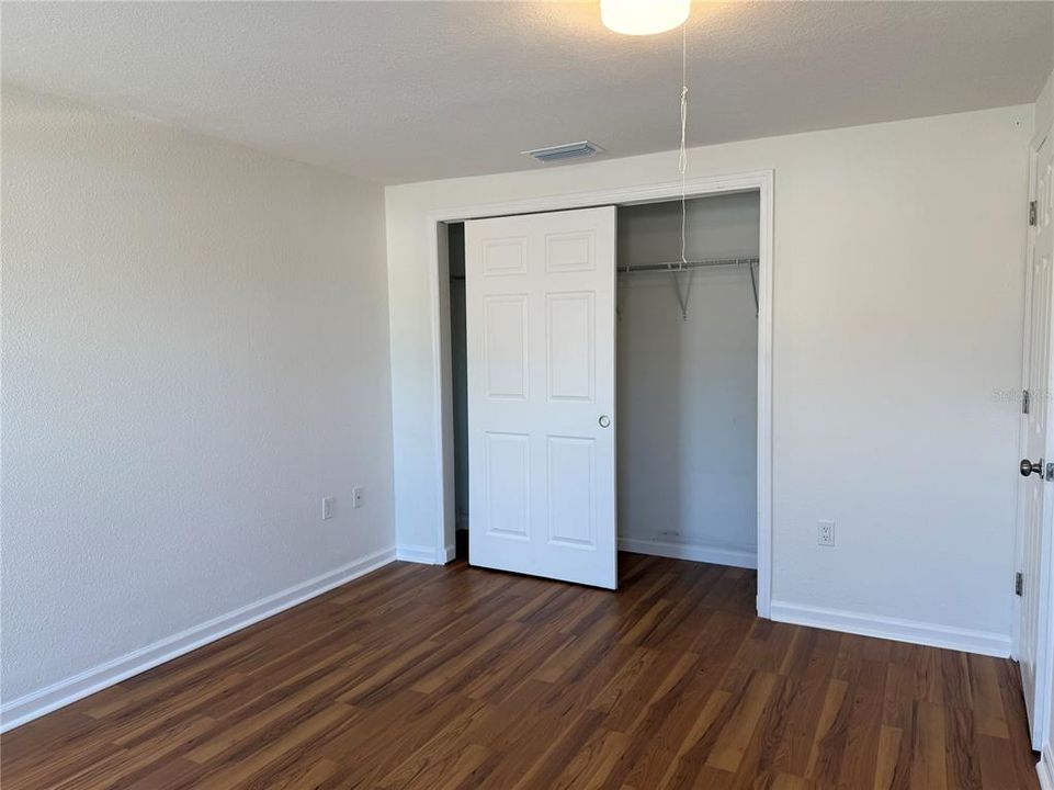 出租: $2,250 (2 贝兹, 2 浴室, 1538 平方英尺)