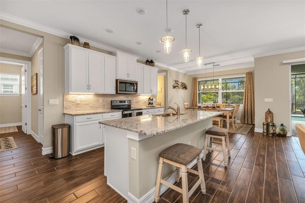 Active With Contract: $535,000 (4 beds, 3 baths, 2374 Square Feet)