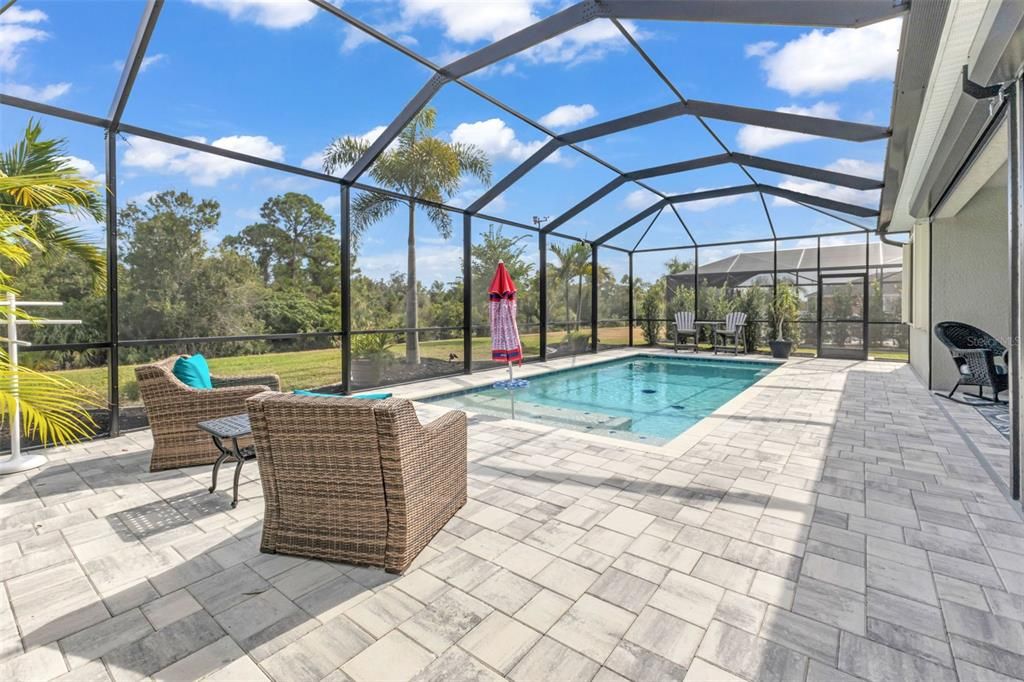 Active With Contract: $535,000 (4 beds, 3 baths, 2374 Square Feet)