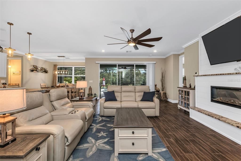 Active With Contract: $535,000 (4 beds, 3 baths, 2374 Square Feet)