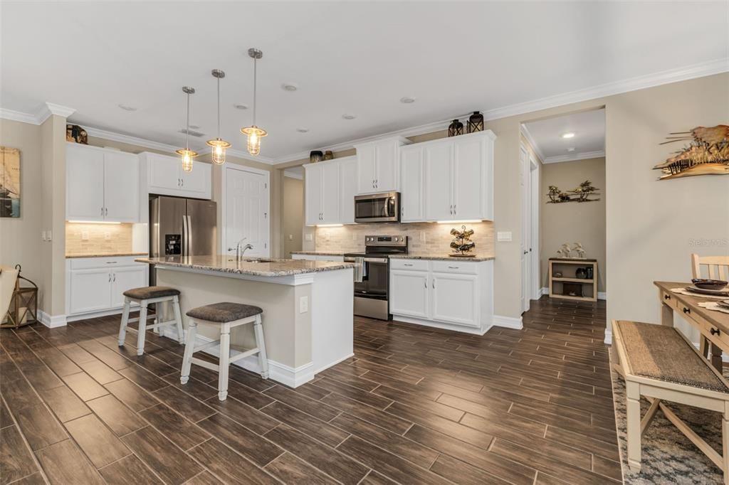 Active With Contract: $535,000 (4 beds, 3 baths, 2374 Square Feet)