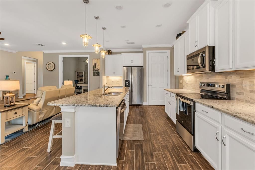 Active With Contract: $535,000 (4 beds, 3 baths, 2374 Square Feet)