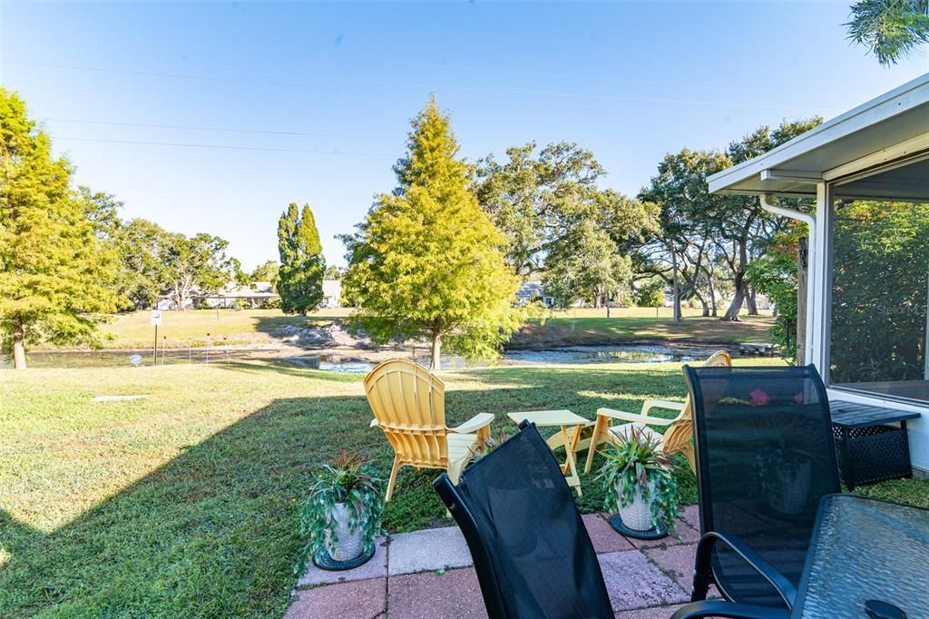 Под контрактом: $339,900 (2 спален, 2 ванн, 1013 Квадратных фут)