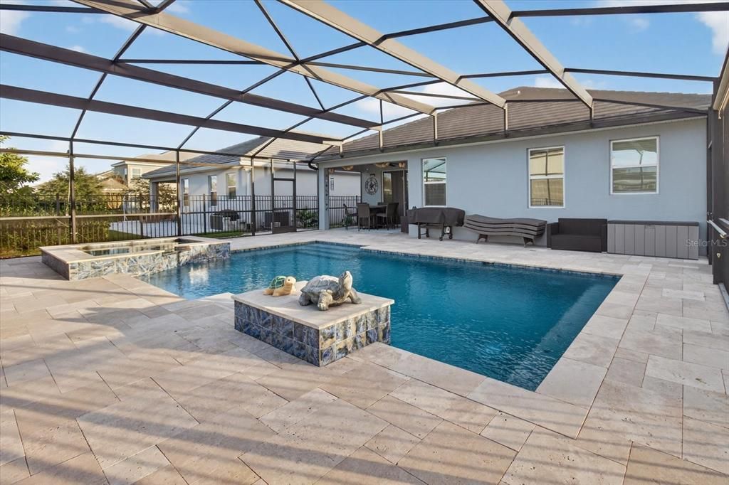 For Sale: $569,999 (4 beds, 2 baths, 2089 Square Feet)