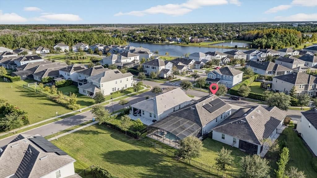 For Sale: $569,999 (4 beds, 2 baths, 2089 Square Feet)