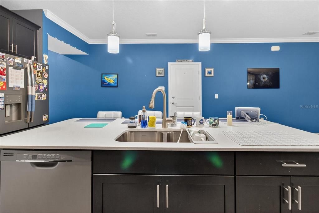 For Sale: $569,999 (4 beds, 2 baths, 2089 Square Feet)