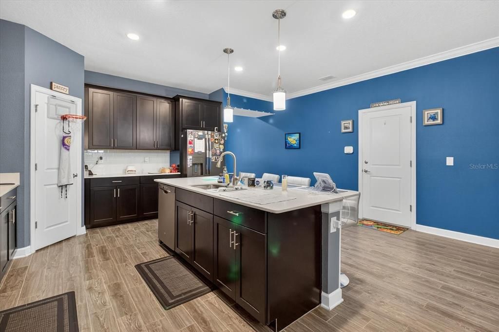 For Sale: $569,999 (4 beds, 2 baths, 2089 Square Feet)