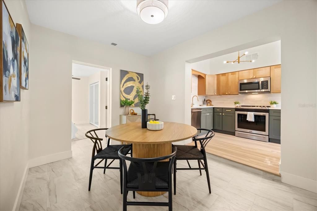 For Sale: $364,999 (4 beds, 2 baths, 1732 Square Feet)