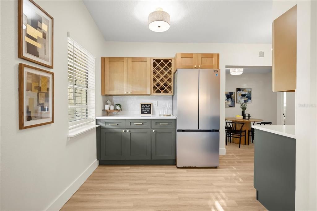 For Sale: $364,999 (4 beds, 2 baths, 1732 Square Feet)