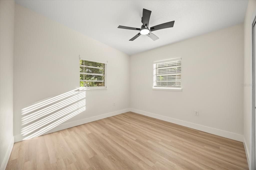 For Sale: $364,999 (4 beds, 2 baths, 1732 Square Feet)